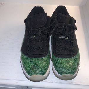 Jordan low 11 snakeskin